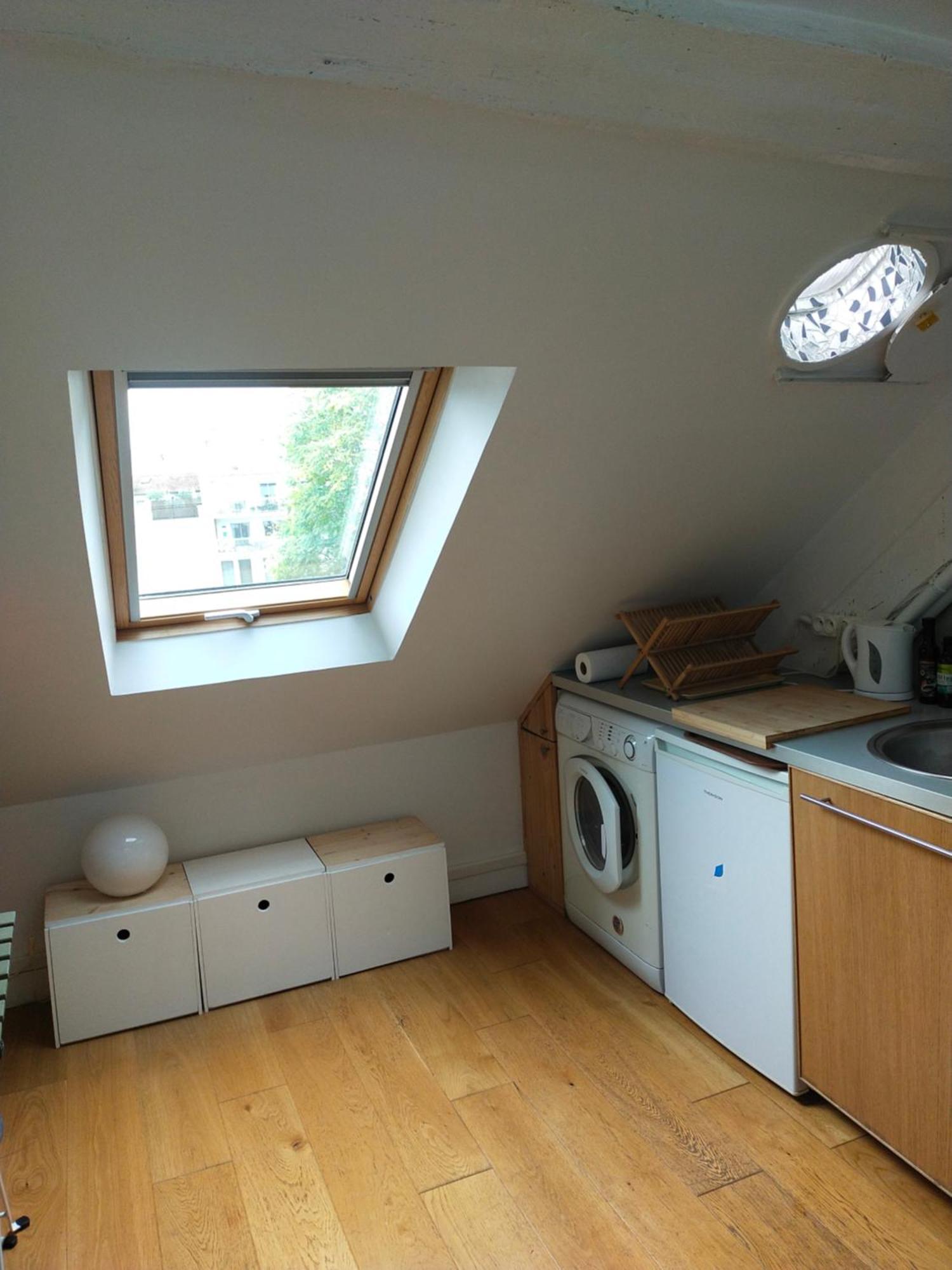 Studio Sous Les Toits Et Mezzanine - Vincennes Luaran gambar